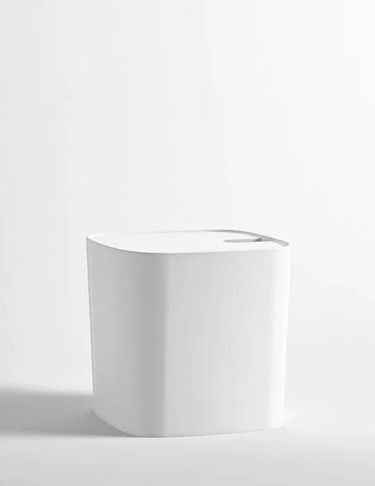 Panier à linge en Corian® Fonte, de Rexa Design