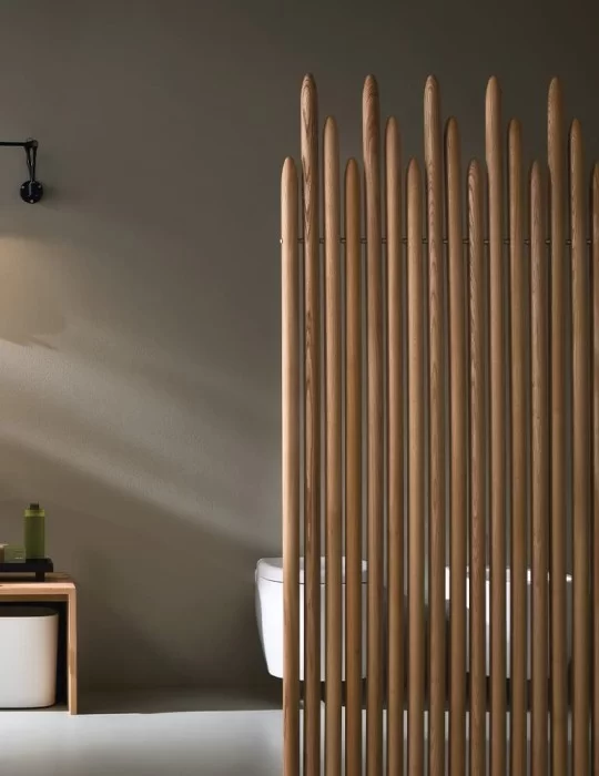 Cloison amovible salle de bain en frêne massif Fonte, de Rexa Design