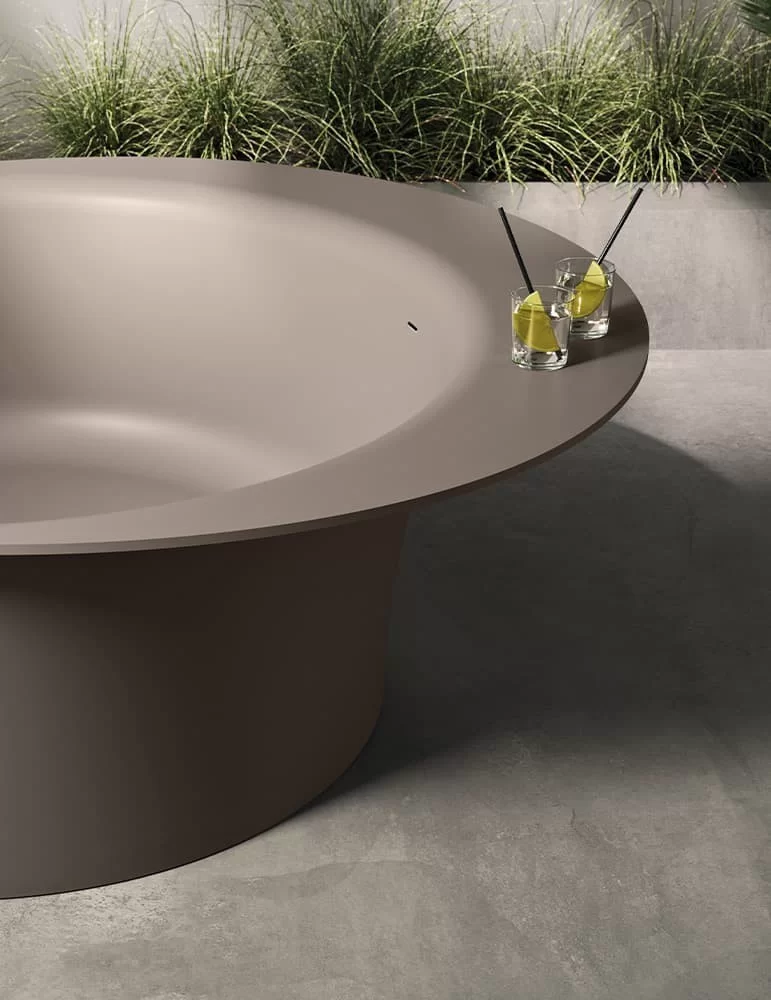 Baignoire d'angle Cup, de Rexa Design