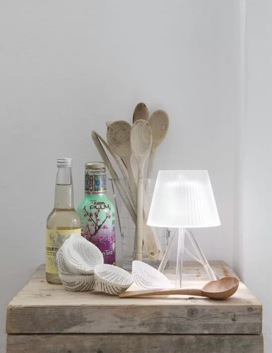 Lampe de nuit Plisse', de Geelli Lampe de nuit Plisse', de Geelli