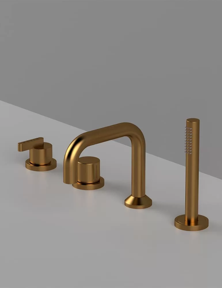 Mitigeur bain/douche 4 trous sur gorge Koè, de Geda