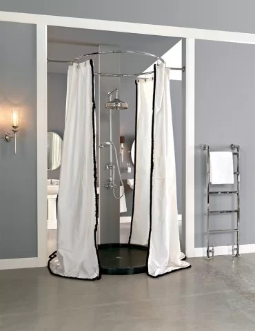 Porte-rideau de douche spécial baignoire mural, de Gentry Home. 2