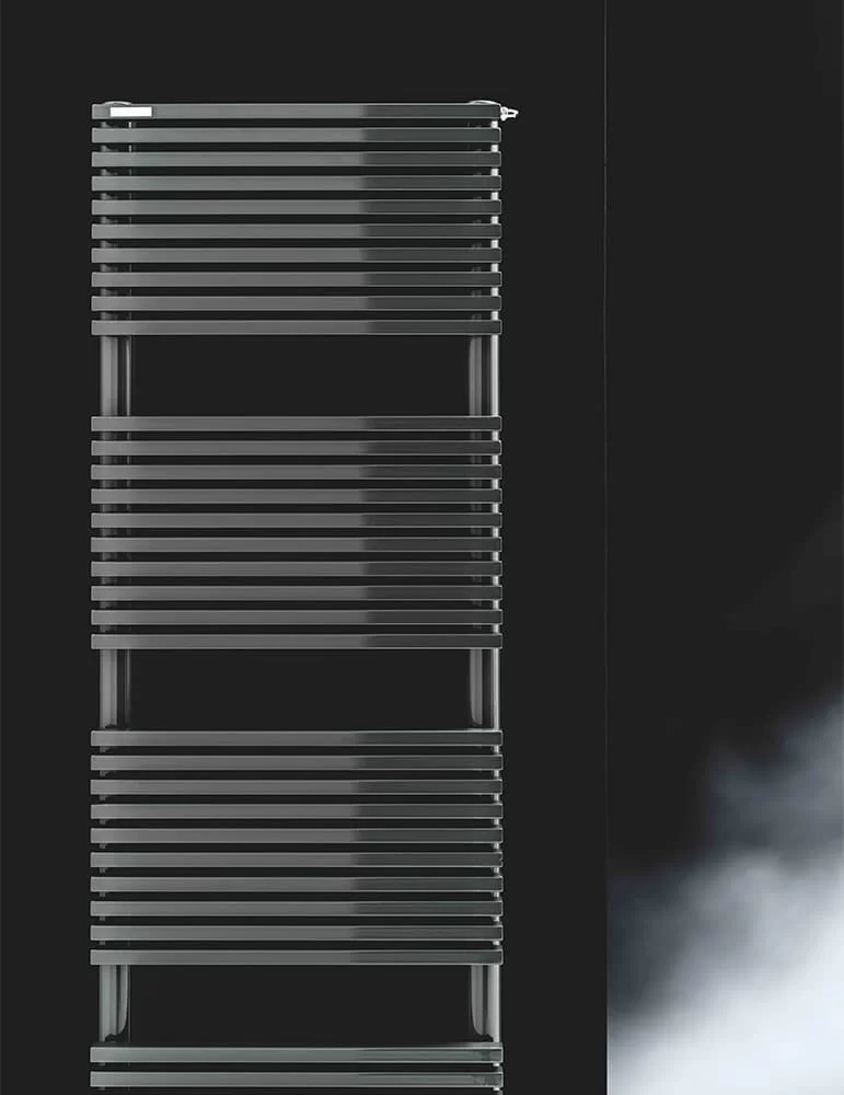 Sèche-serviettes à eau chaude Trim Bath, d'Antrax IT