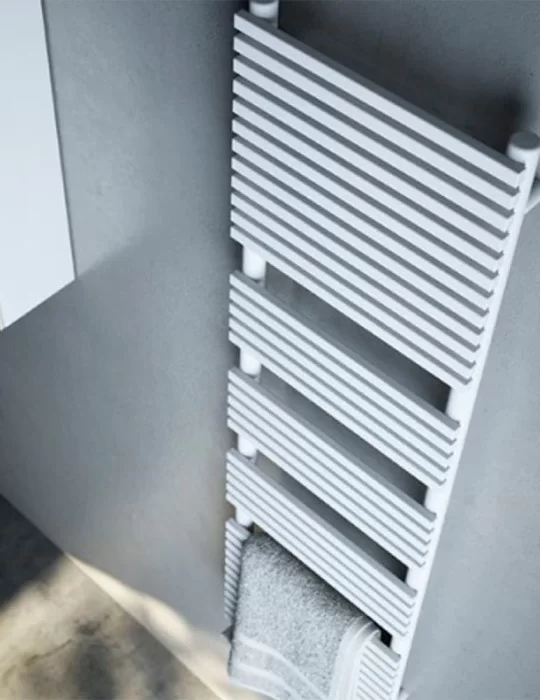 Sèche-serviettes électrique Trim Bath, d'Antrax IT