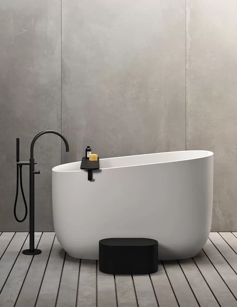 Marche avec rangement pour baignoire DIP de Rexa Design