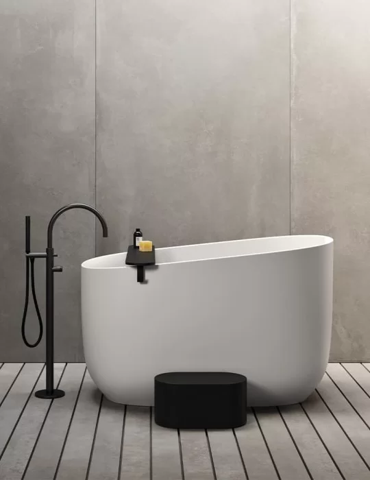 Marche avec rangement pour baignoire DIP de Rexa Design
