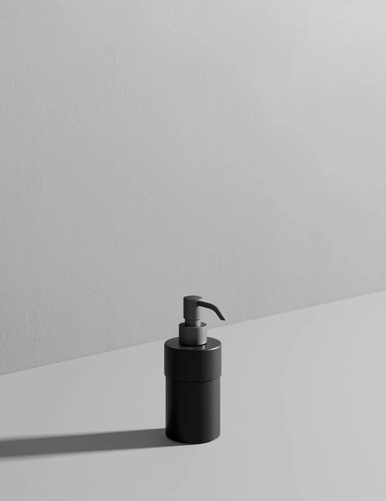 Distributeur savon mural avec tablette Stone, de Rexa Design