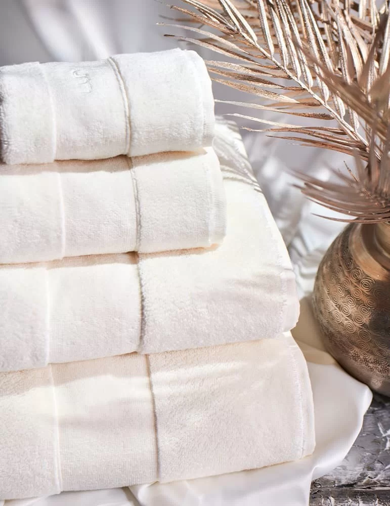 Serviette de bain 70x140 cm New Elegance.