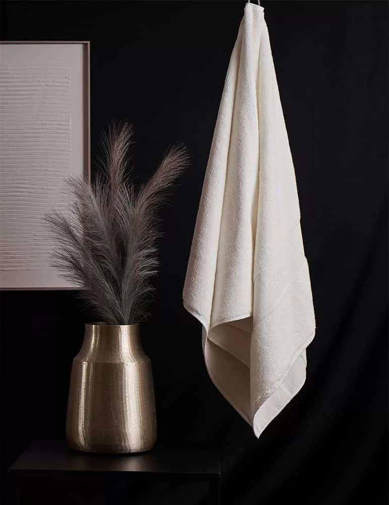 Serviette de bain 70x140 cm New Elegance.