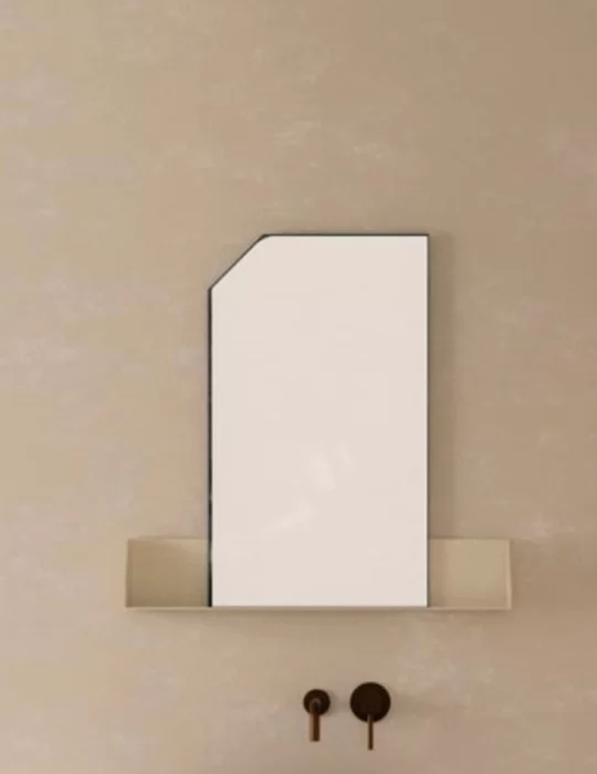 Miroir avec étagère Swing, de Ex-t Design