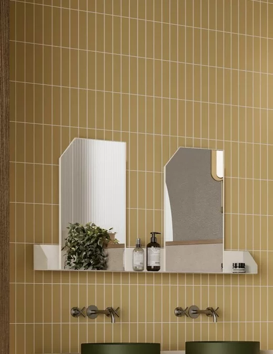 Miroir double avec étagère Swing, de Ex-t Design Miroir double avec étagère Swing, de Ex-t Design