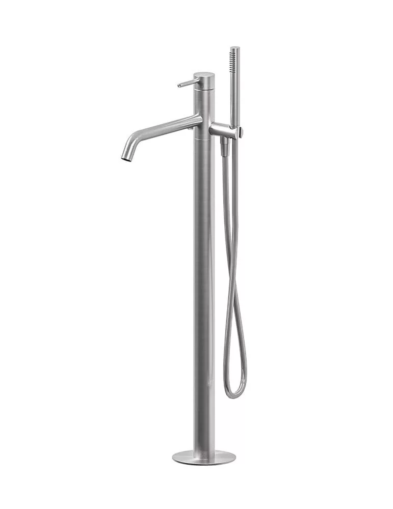 Robinetterie bain sur pied Dex, de Geda Robinetterie bain sur pied Dex, de Geda