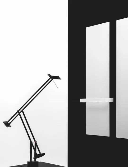 Sèche-serviettes vertical à eau chaude Tavola liscia V, d'Antrax IT