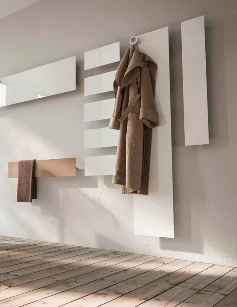 Sèche-serviettes vertical Tavola porte-peignoir, d'Antrax IT