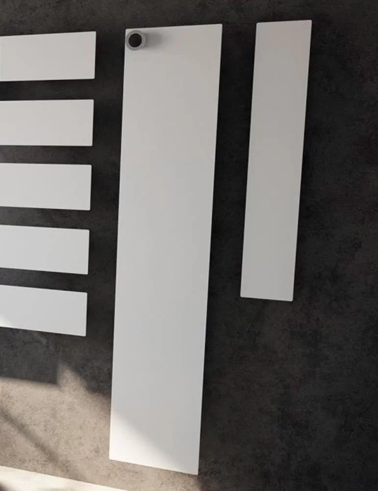 Sèche-serviettes vertical Tavola porte-peignoir, d'Antrax IT