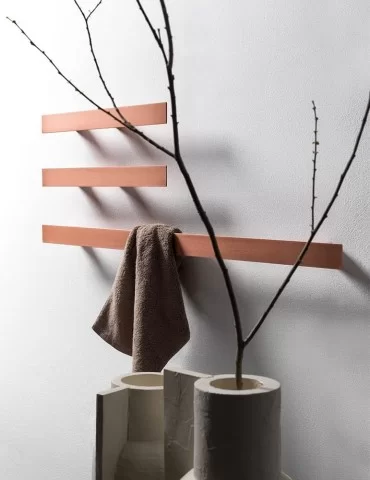 Sèche-serviettes électrique réversible Tavolina, d'Antrax IT 2