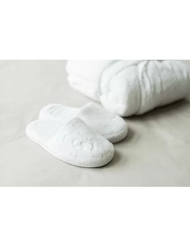 Chaussons éponge blanc, taille S/M (37-40). 2